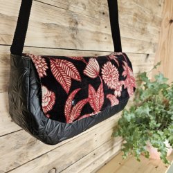 sac-berlingot-indie-velours-noir-bordeaux-2
