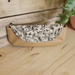 etui-a-lunettes-indie-creme