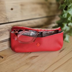 etui-a-lunettes-rouge-poeme-2