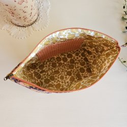 trousse-de-toilette-acidulee-violet-saumon-3