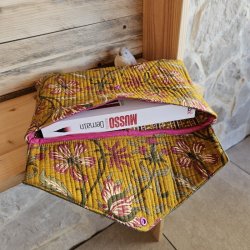 poche-a-livre-grand-format-henriette-jaune-vert-2