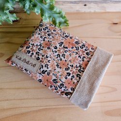 poche-a-livre-constance-fleurie-saumon-vert-1