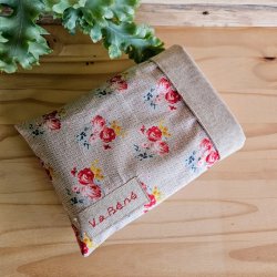 poche-a-livre-vintage-fleurie