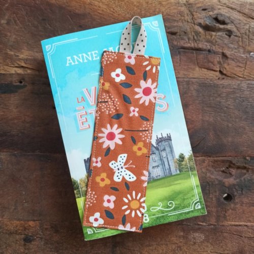 marque-page-papillon-marron