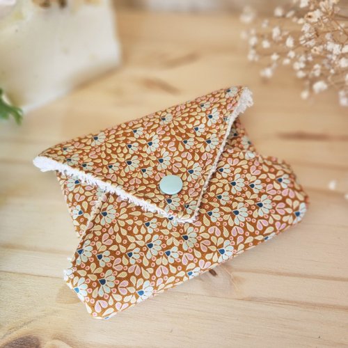 etui-a-savonnette-marguerite-1