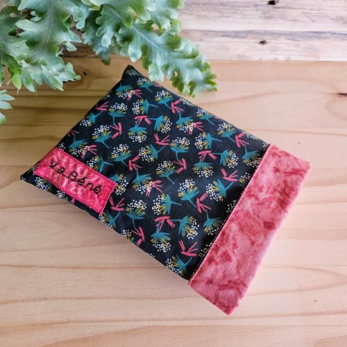 poche-a-livre-manon-fushia-vert