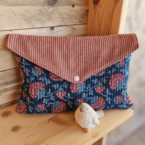 poche-a-livre-grand-format-roselyne-vieux-rose-bleu-1