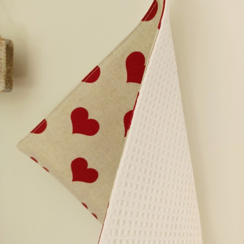 essuie-tout-simple-coeur-vintage-rouge-2