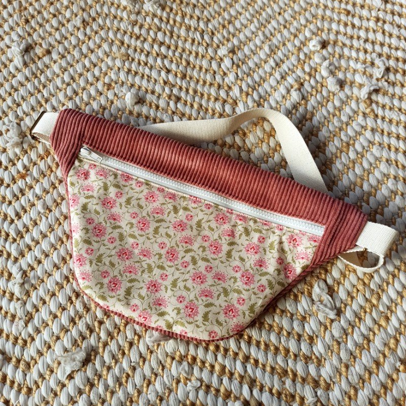 sac-banane-romantique-vieux-rose-1