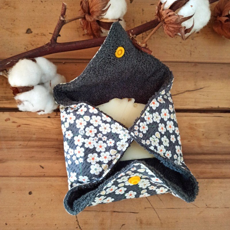 etui-a-savonnette-liberty-gris-2