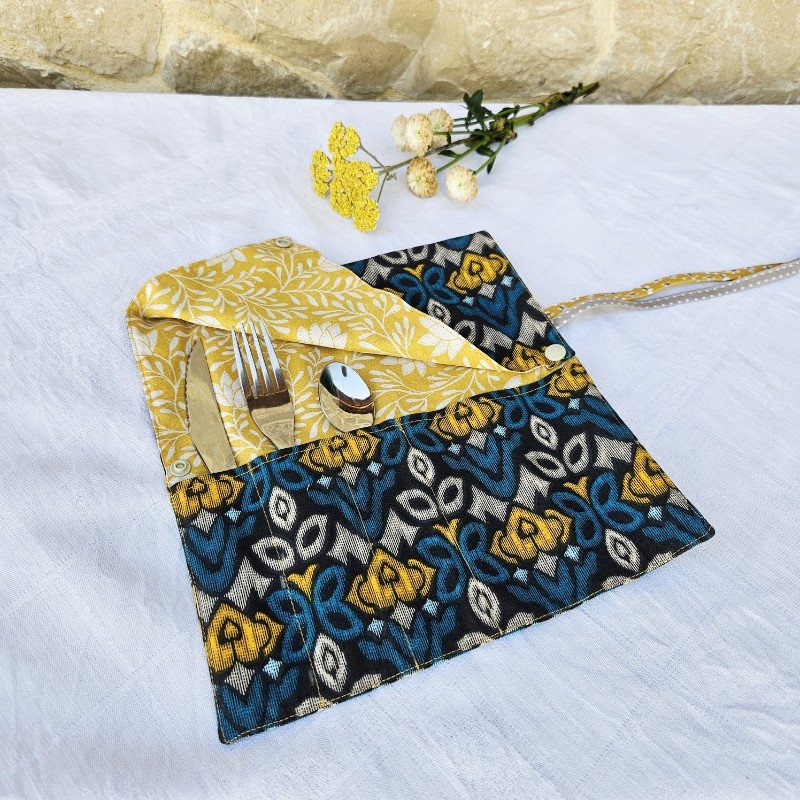 etui-a-couverts-ethnique-zero-dechet-1