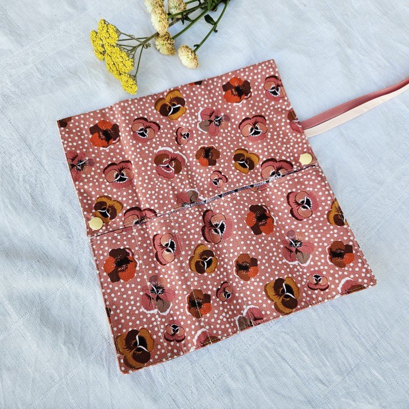 etui-a-couverts-pensées-rose-2