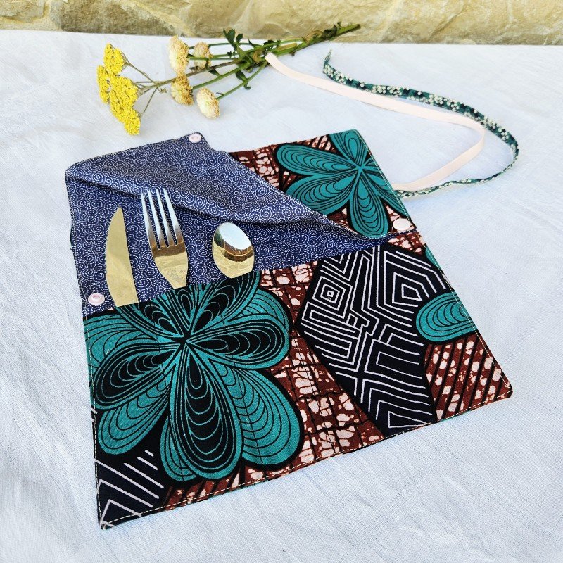 etui-a-couverts-wax-marron-turquoise-2