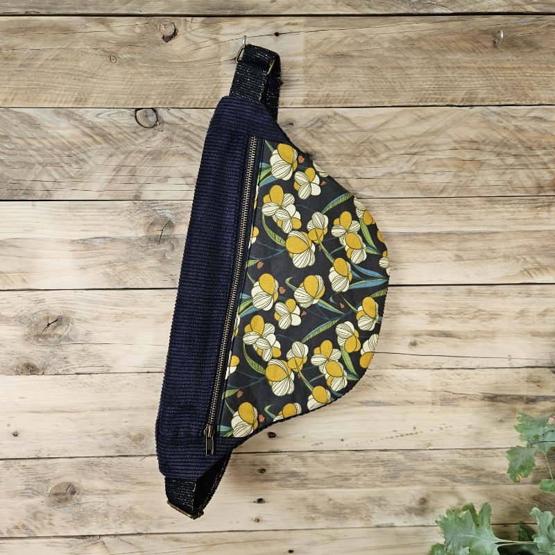 sac-banane-globulus-bleu-marine-1