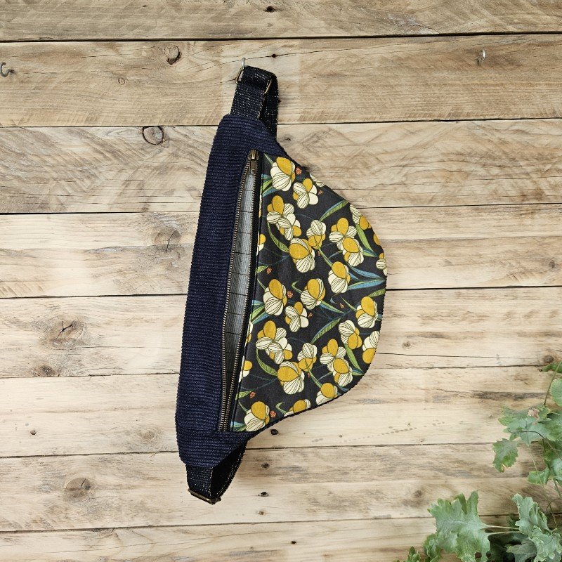 sac-banane-globulus-bleu-marine-2