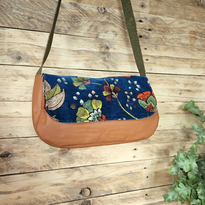 sac-berlingot-indie-velours-camel-3