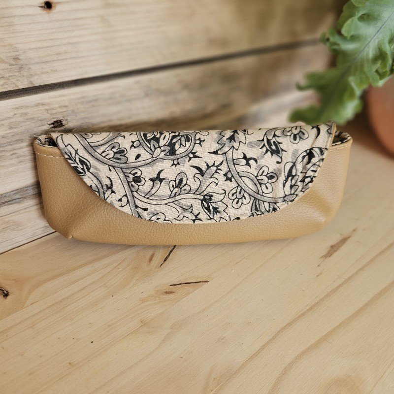 etui-a-lunettes-indie-creme