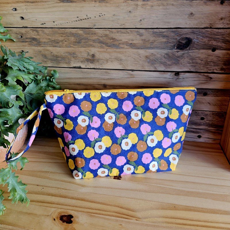 trousse-de-toilette-pop-colorée-1